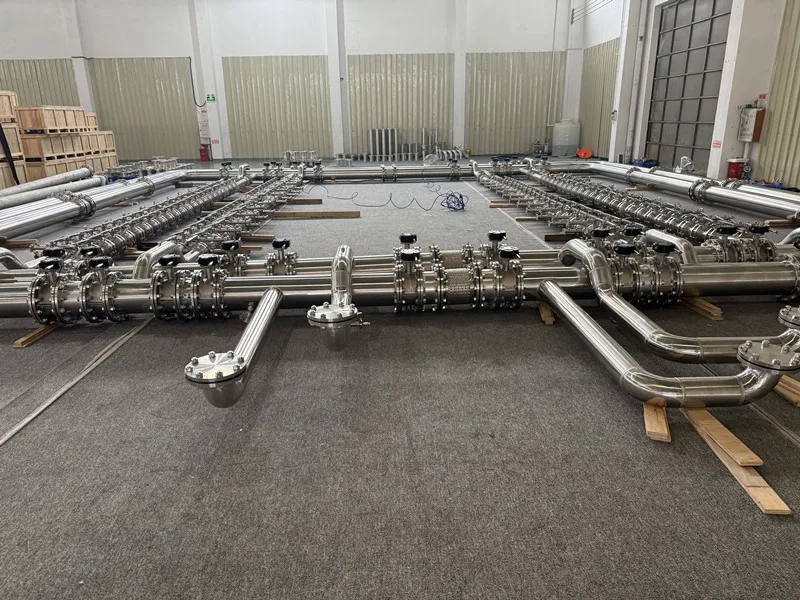 AI veri merkezlerinde paslanmaz çelik manifold sıvı soğutma dalı borularının uygulanması ve dağıtım